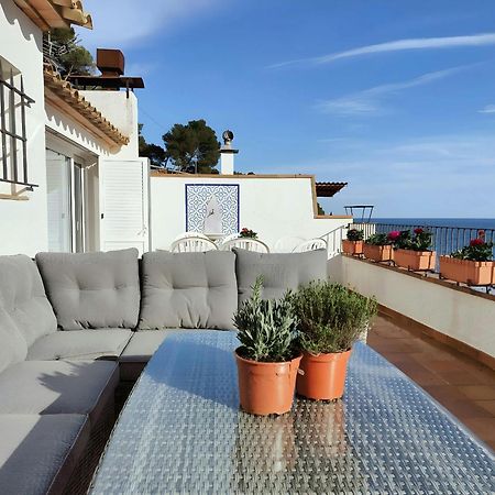 Tamariu Platja - Penthouse On Passeig Del Mar. Apartment Exterior photo