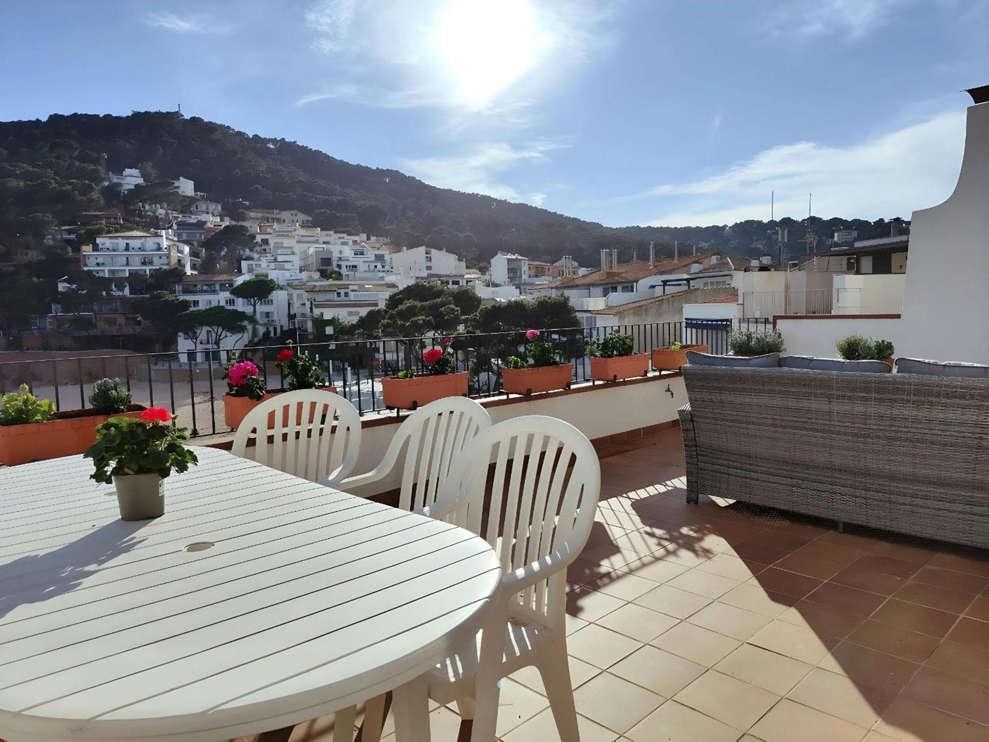 Tamariu Platja - Penthouse On Passeig Del Mar. Apartment Exterior photo