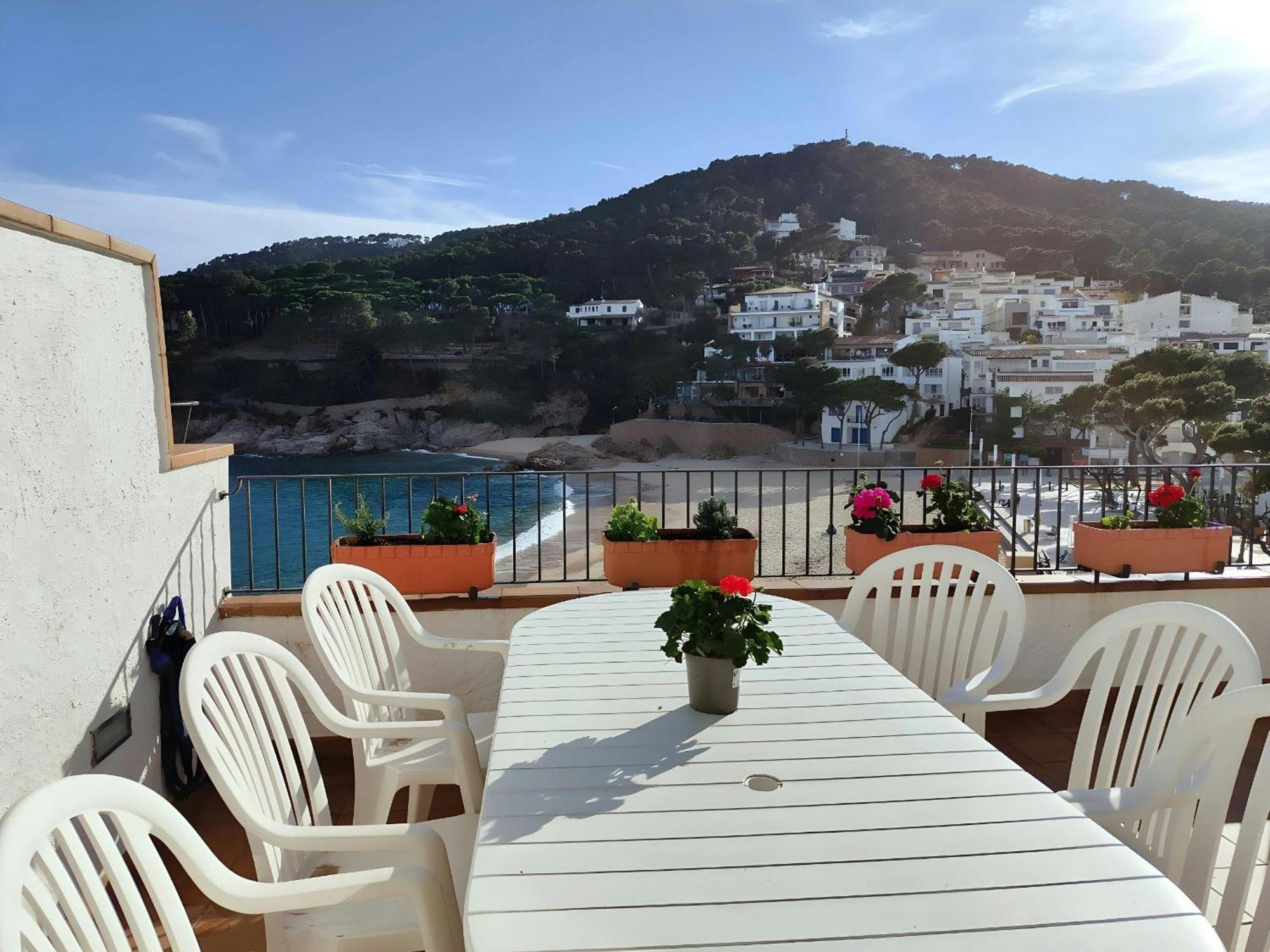 Tamariu Platja - Penthouse On Passeig Del Mar. Apartment Exterior photo