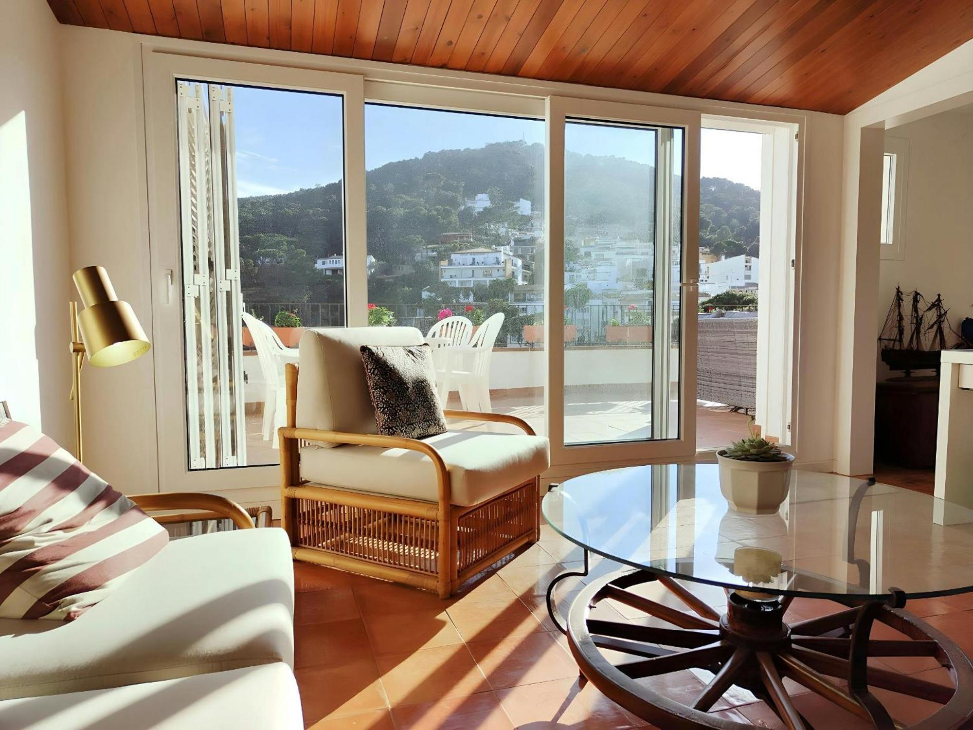 Tamariu Platja - Penthouse On Passeig Del Mar. Apartment Exterior photo