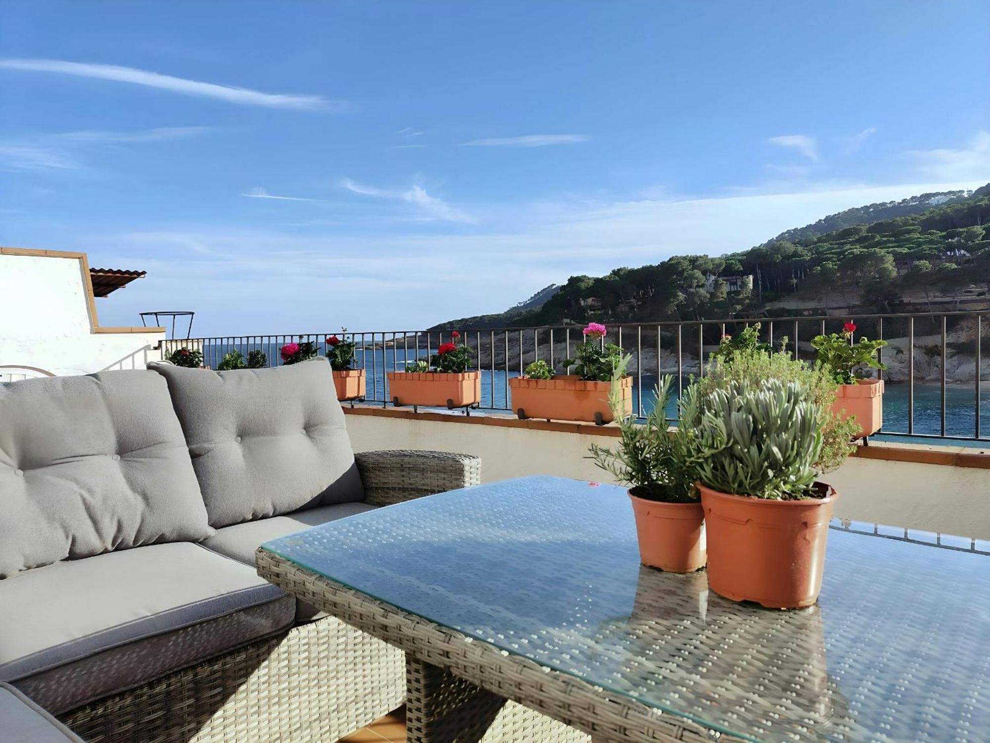 Tamariu Platja - Penthouse On Passeig Del Mar. Apartment Exterior photo